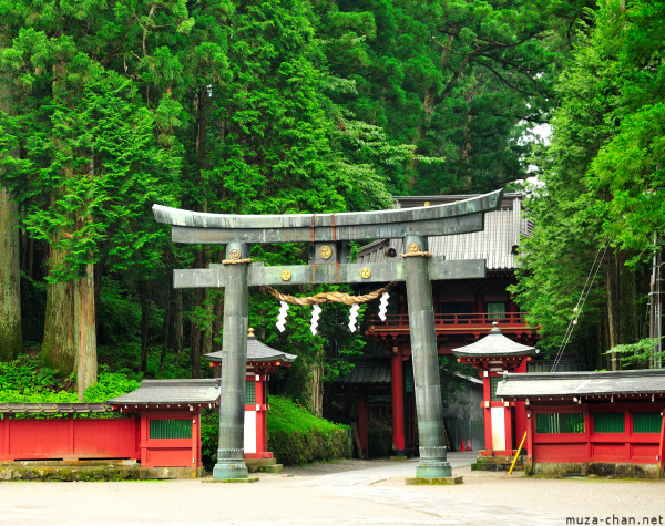 nikko-futarasan-temple-03.jpg