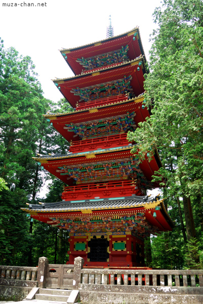 pagoda-toshogu-shrine-nikko.jpg
