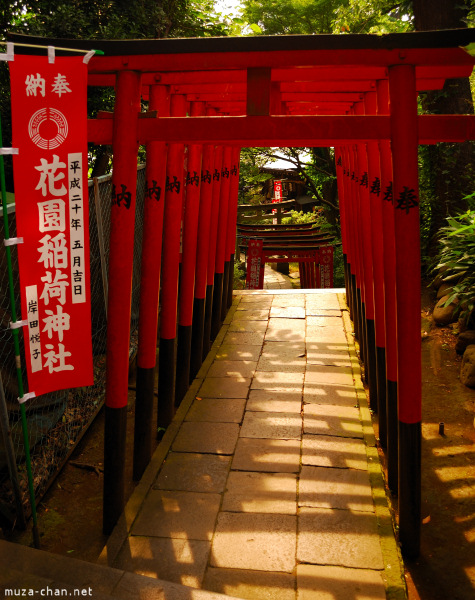 hanazono-shrine-ueno-03.jpg